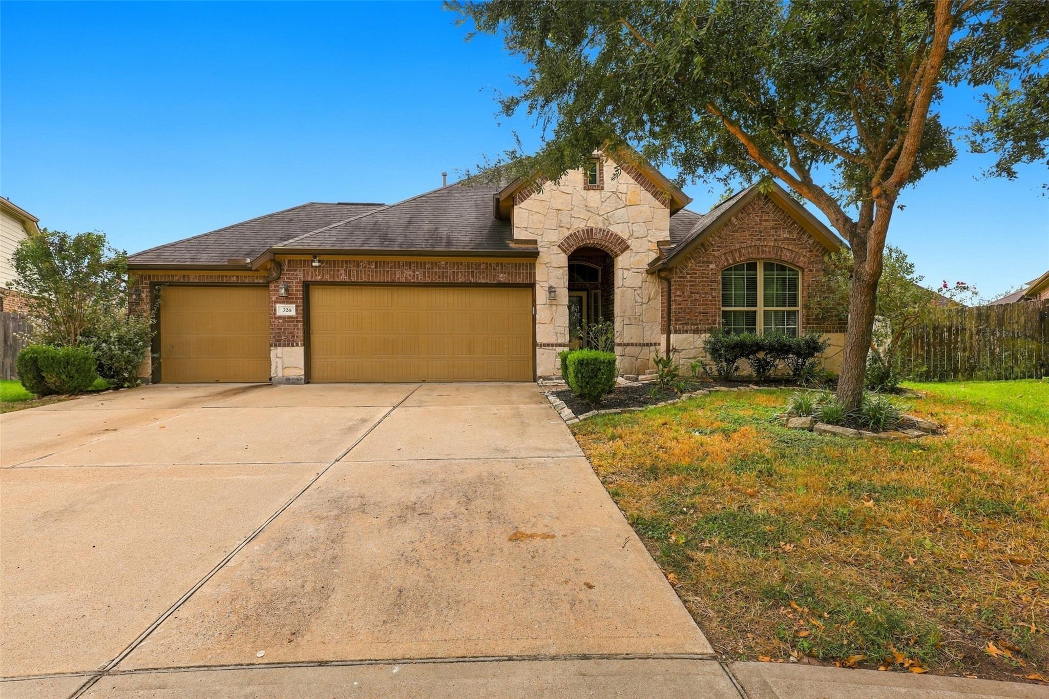 326 Lake Rim Drive