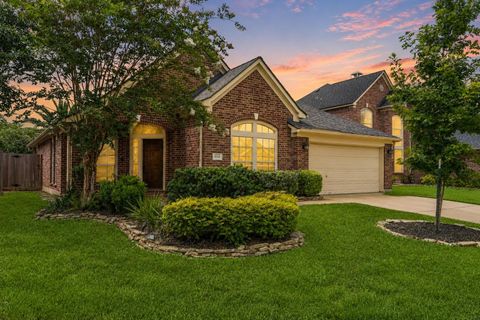 Photo of 3118 Valley Court, Manvel, TX 77578 (MLS # 75360482)