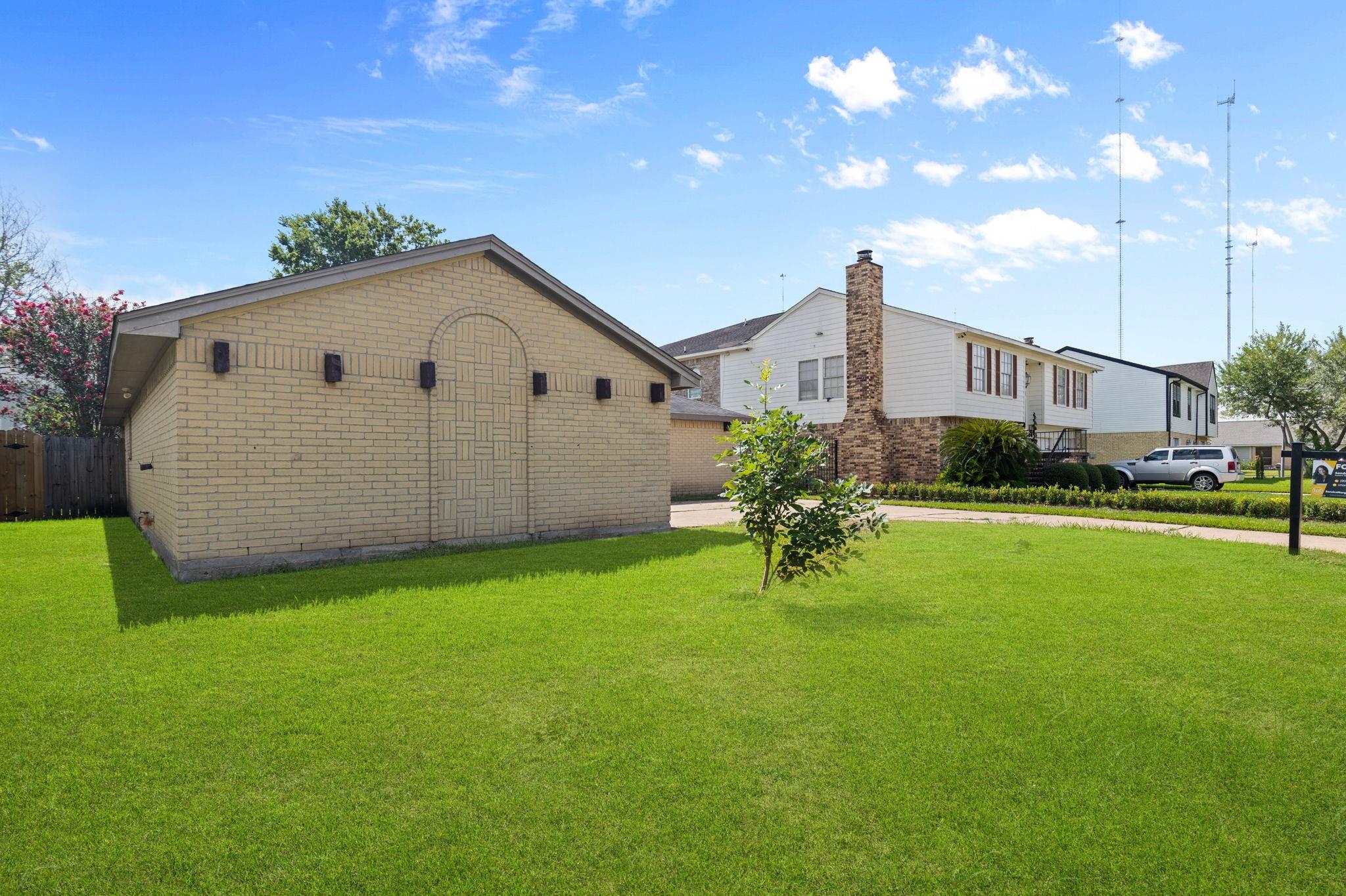 16723 Lone Quail Court