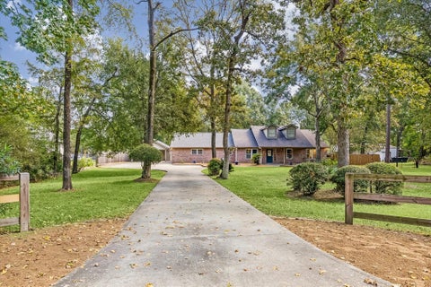Photo of 40302 Pipestone Road, Magnolia, TX 77354 (MLS # 5845651)
