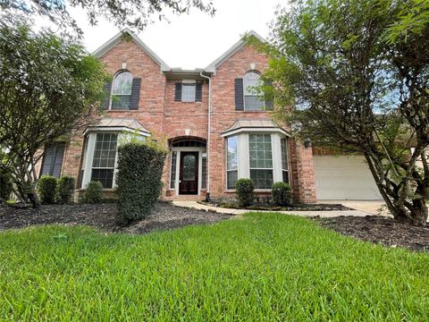 Photo of 11902 Cedar Creek Drive, Pearland, TX 77584 (MLS # 64838711)