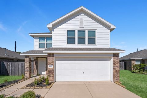 Photo of 14407 Woodcott Warren Way, Rosharon, TX 77583 (MLS # 48395152)
