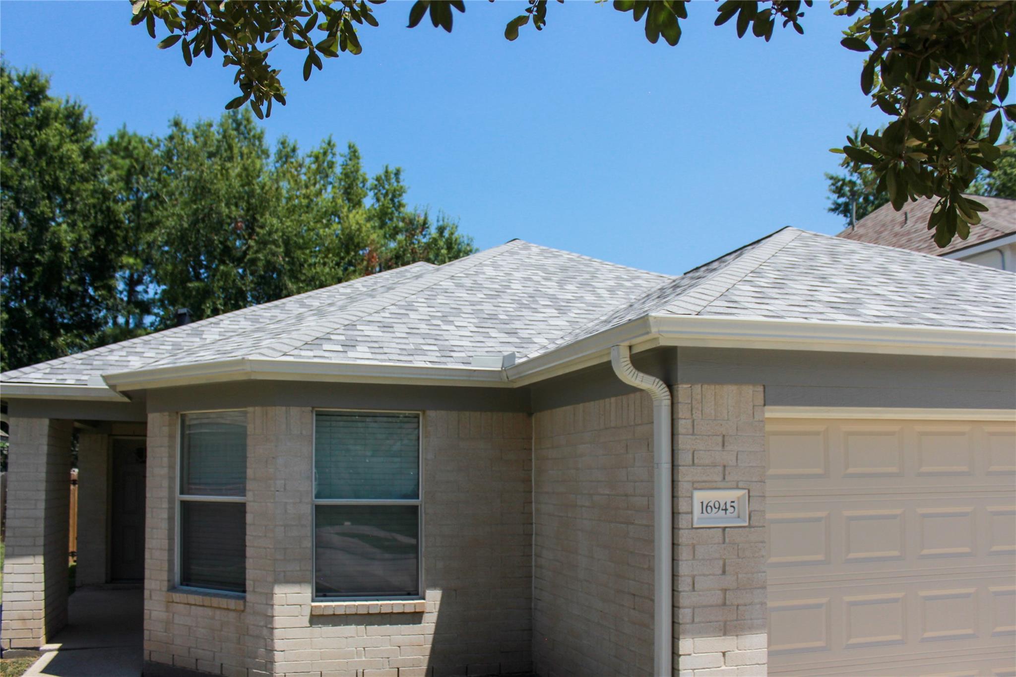 16945 Scenic Knoll