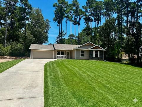 Photo of 513 Valleyview Drive, Onalaska, TX 77360 (MLS # 65374950)