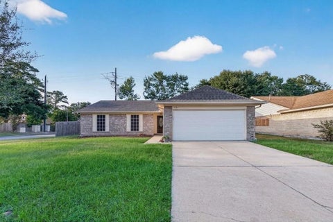 Photo of 9322 Magnolia Ridge Drive, Houston, TX 77070 (MLS # 86364985)