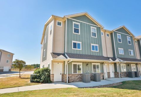 Photo of 12603 Telge Road #28B, Cypress, TX 77429 (MLS # 37760597)