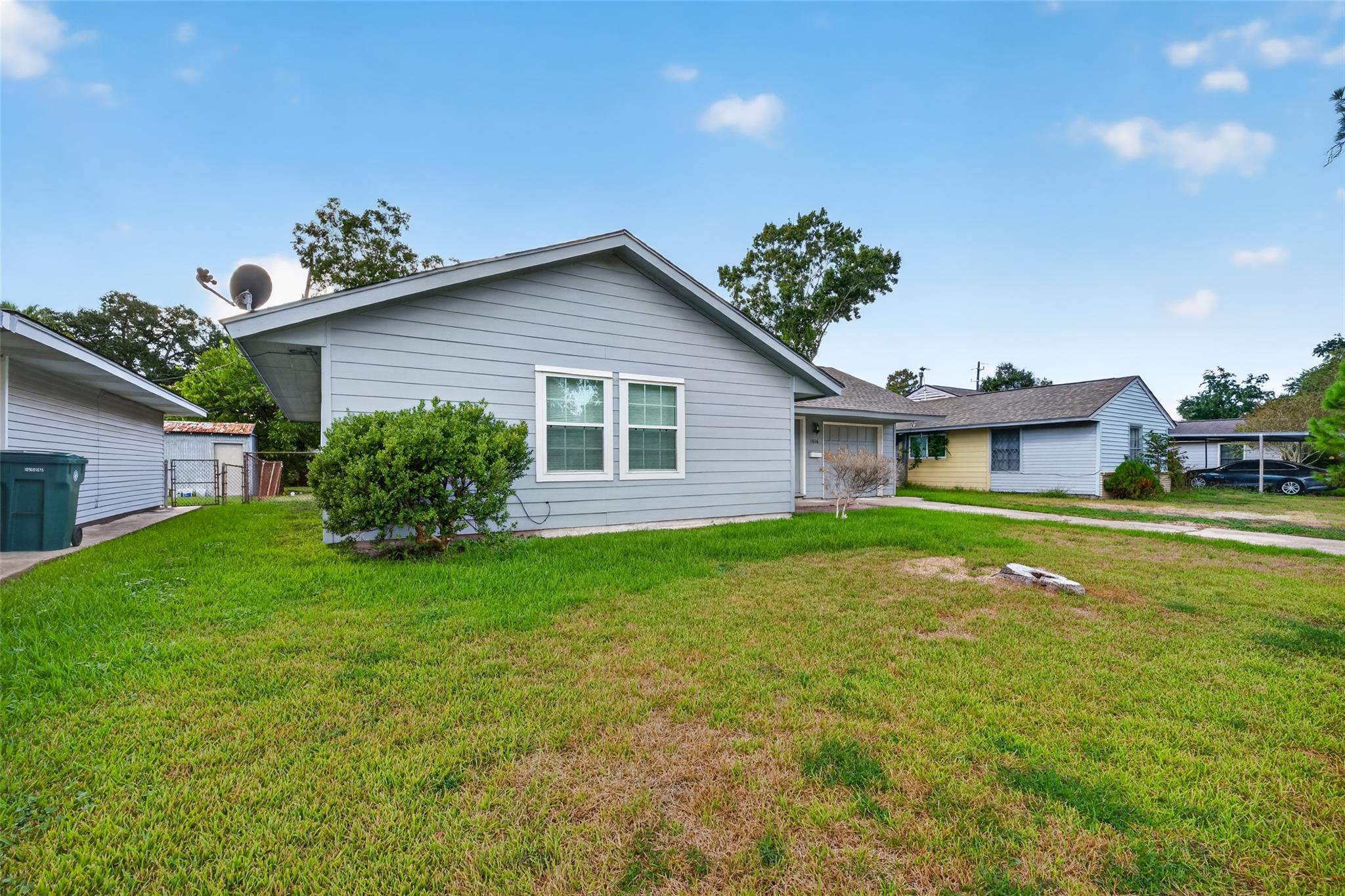 1806 Thelma Lane