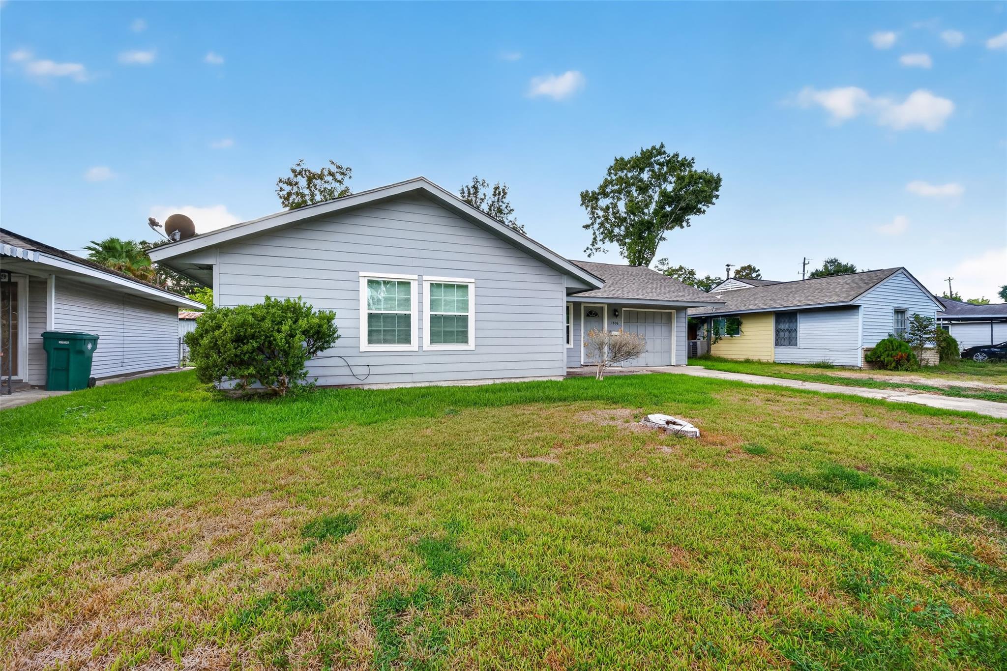 1806 Thelma Lane
