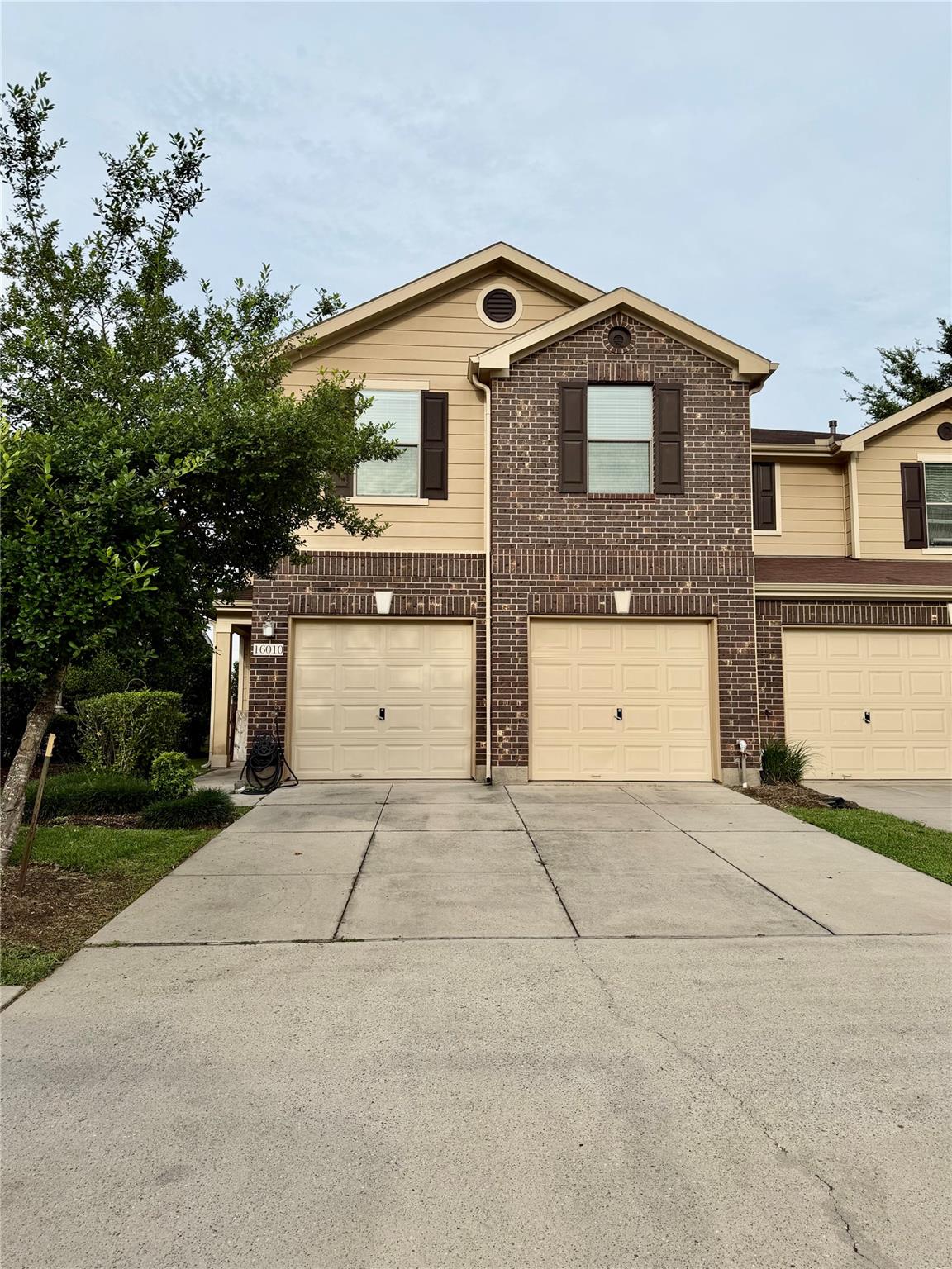 16010 Limestone Lake Drive