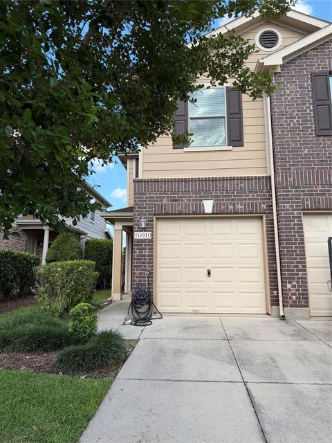 Photo of 16010 Limestone Lake Drive, Tomball, TX 77377 (MLS # 69217626)