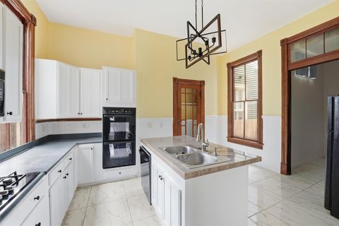 Tiny photo for 1701 Ball, Galveston, TX 77550 (MLS # 13094244)
