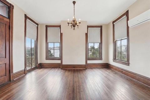 Tiny photo for 1701 Ball, Galveston, TX 77550 (MLS # 13094244)
