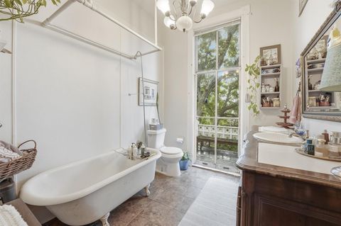 Tiny photo for 1701 Ball, Galveston, TX 77550 (MLS # 13094244)