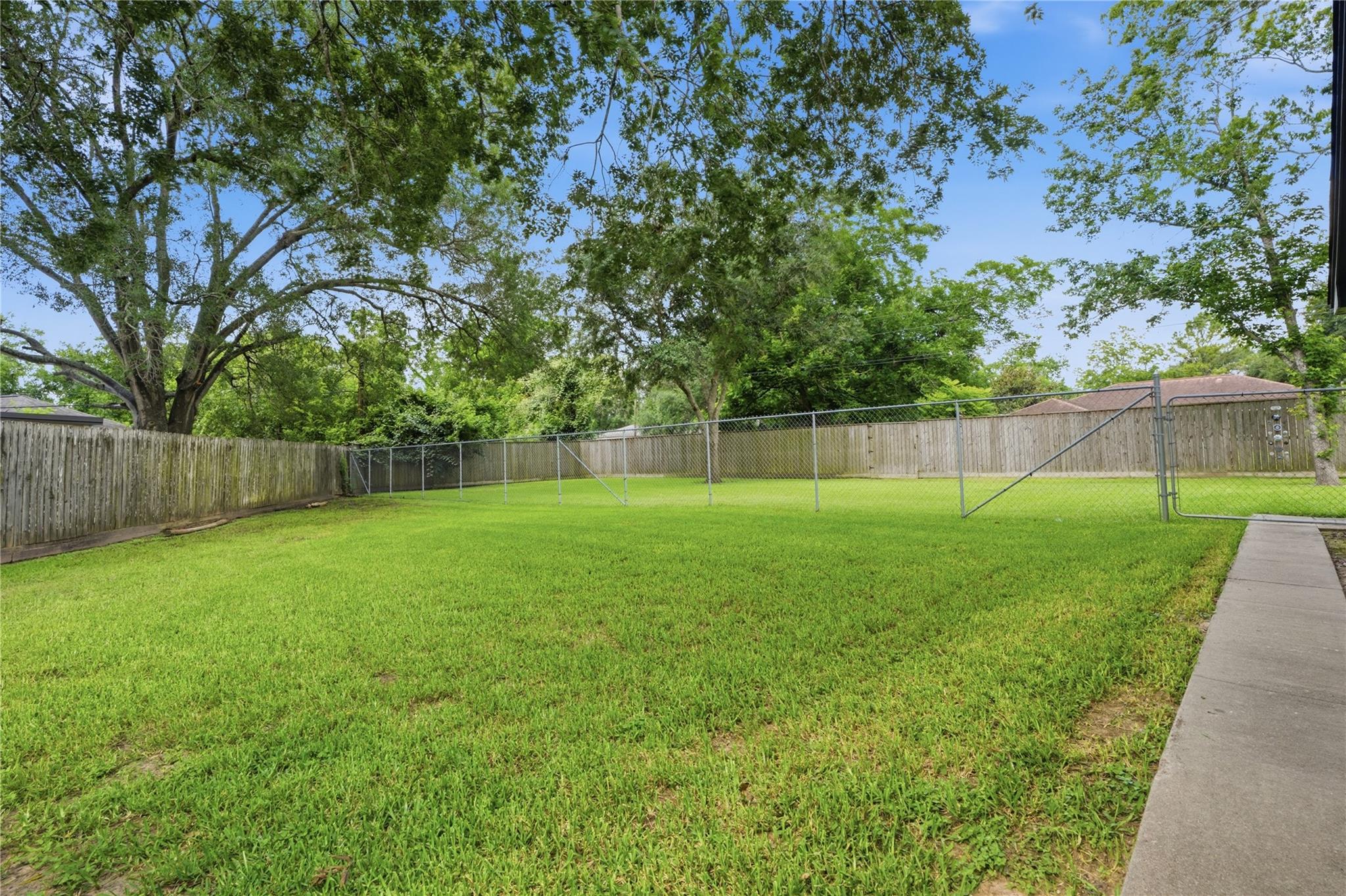 1400 Gardenia Circle
