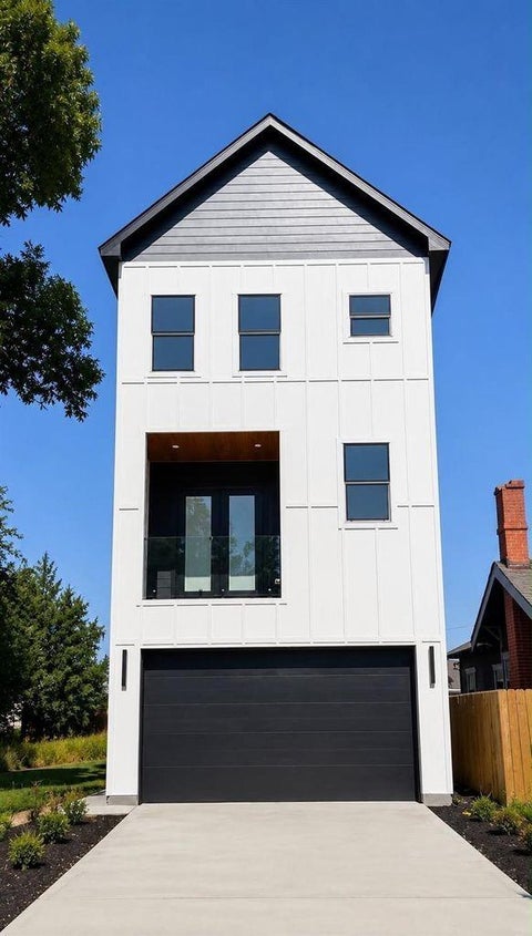 Photo of 2210 Brackenridge Street, Houston, TX 77026 (MLS # 12937602)