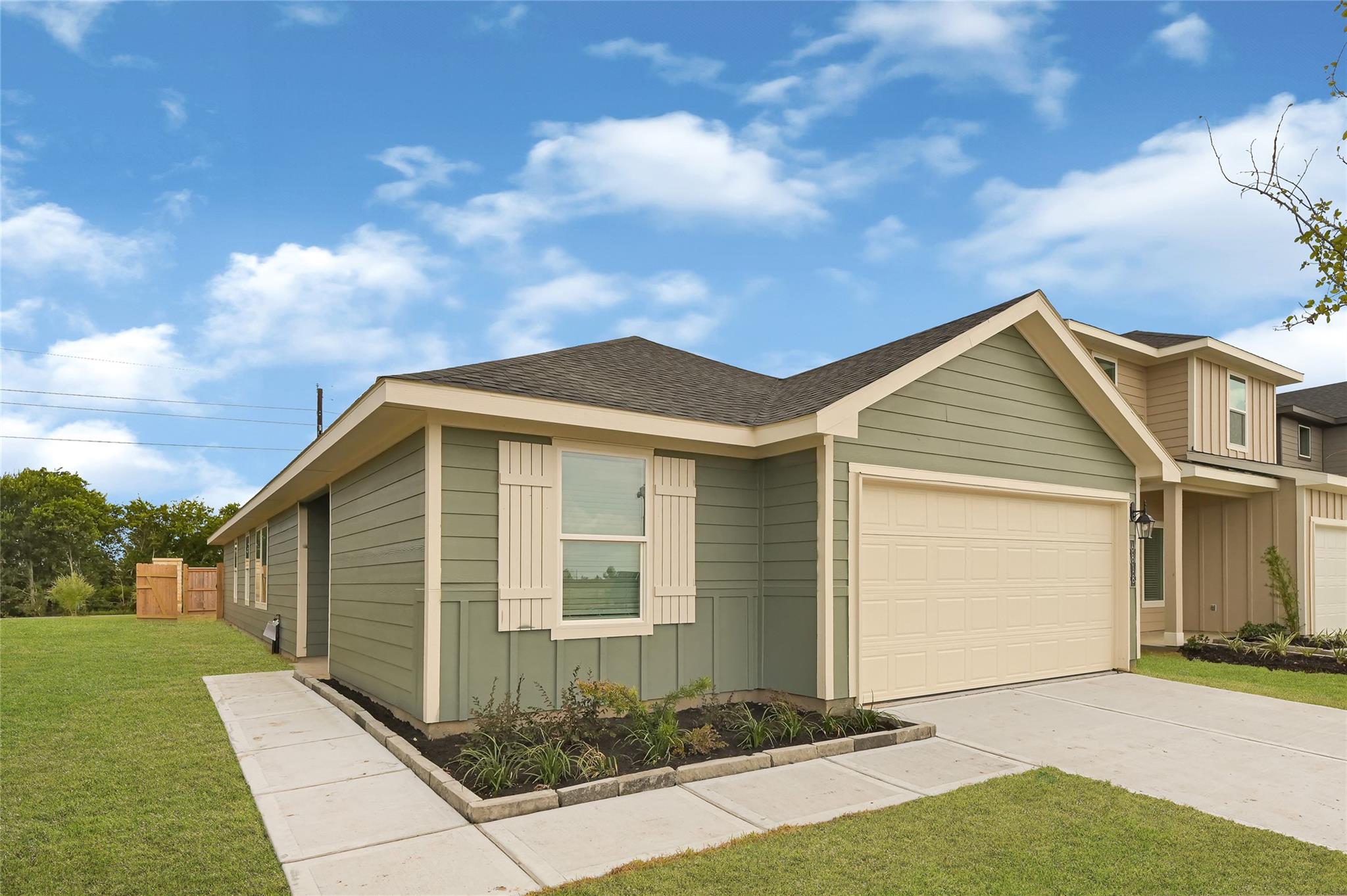 6823 Canyon Breeze Drive