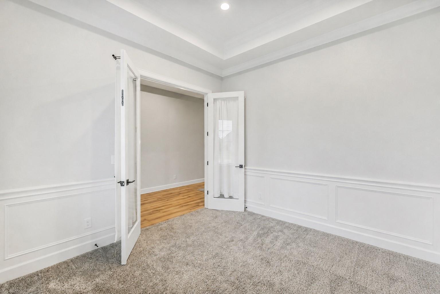 10015 Goliad Drive