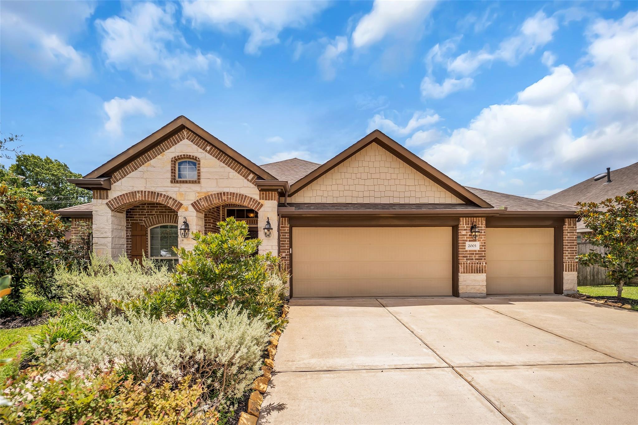 2003 Pine Ledge Road