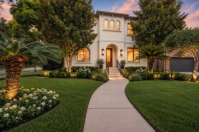4440 Betty Street Bellaire TX 77401