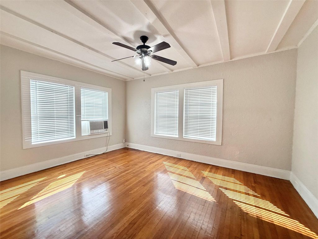 Photo of 3920 Fannin Street #104, Houston, TX 77004 (MLS # 63460711)