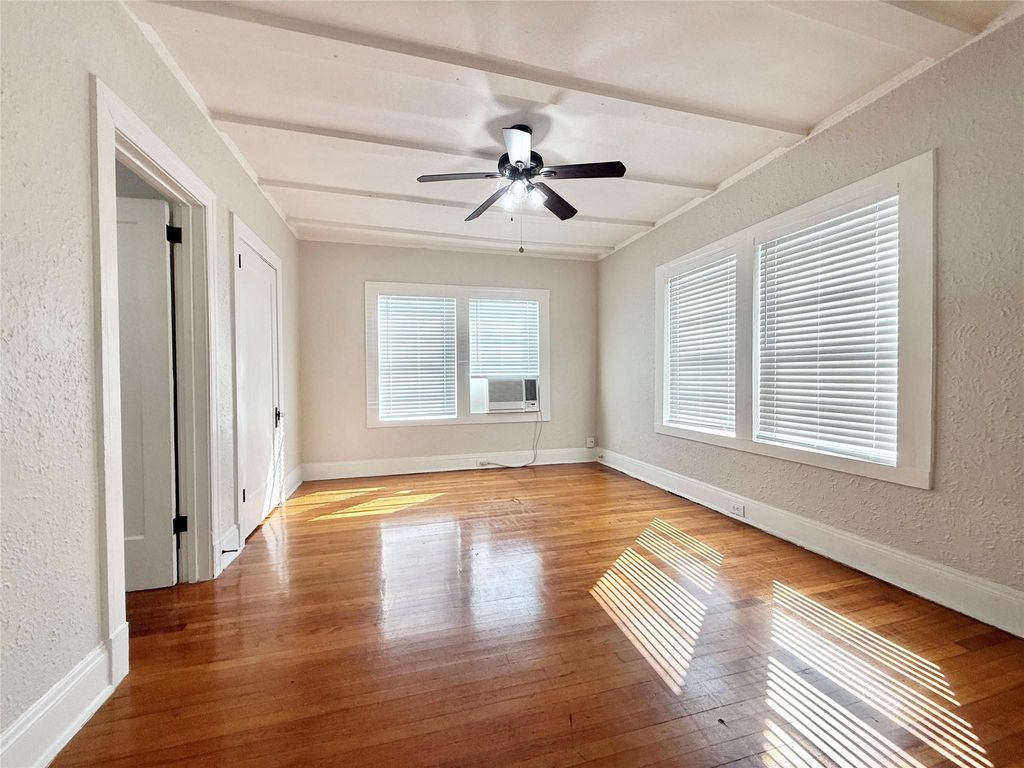 Photo of 3920 Fannin Street #104, Houston, TX 77004 (MLS # 63460711)