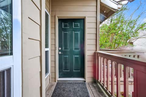 Photo of 2100 Tanglewilde Street #740, Houston, TX 77063 (MLS # 50120470)
