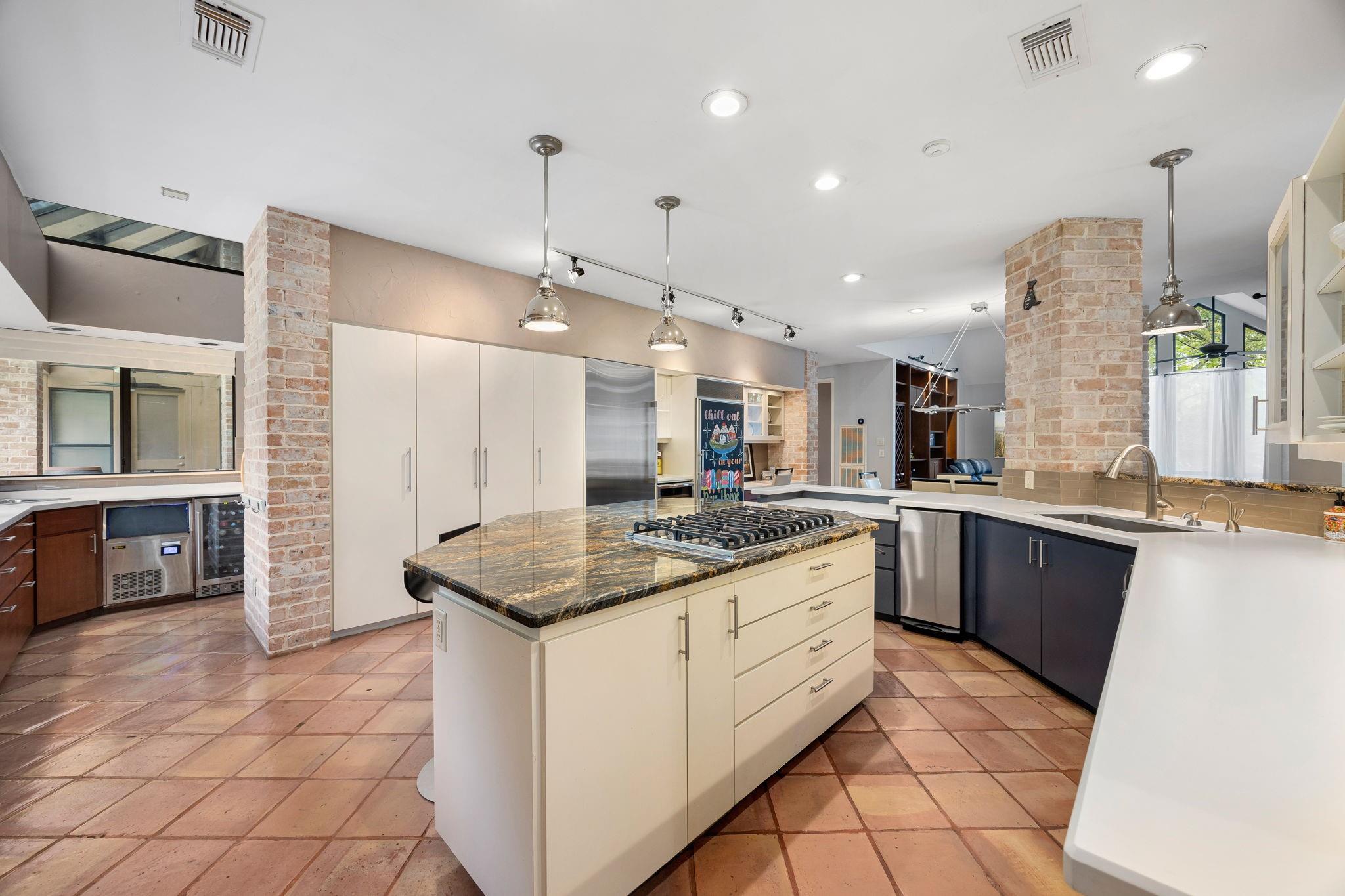 Houston, Texas, 77094, United States, 4 Bedrooms Bedrooms, ,6 BathroomsBathrooms,Residential,Active,2034278