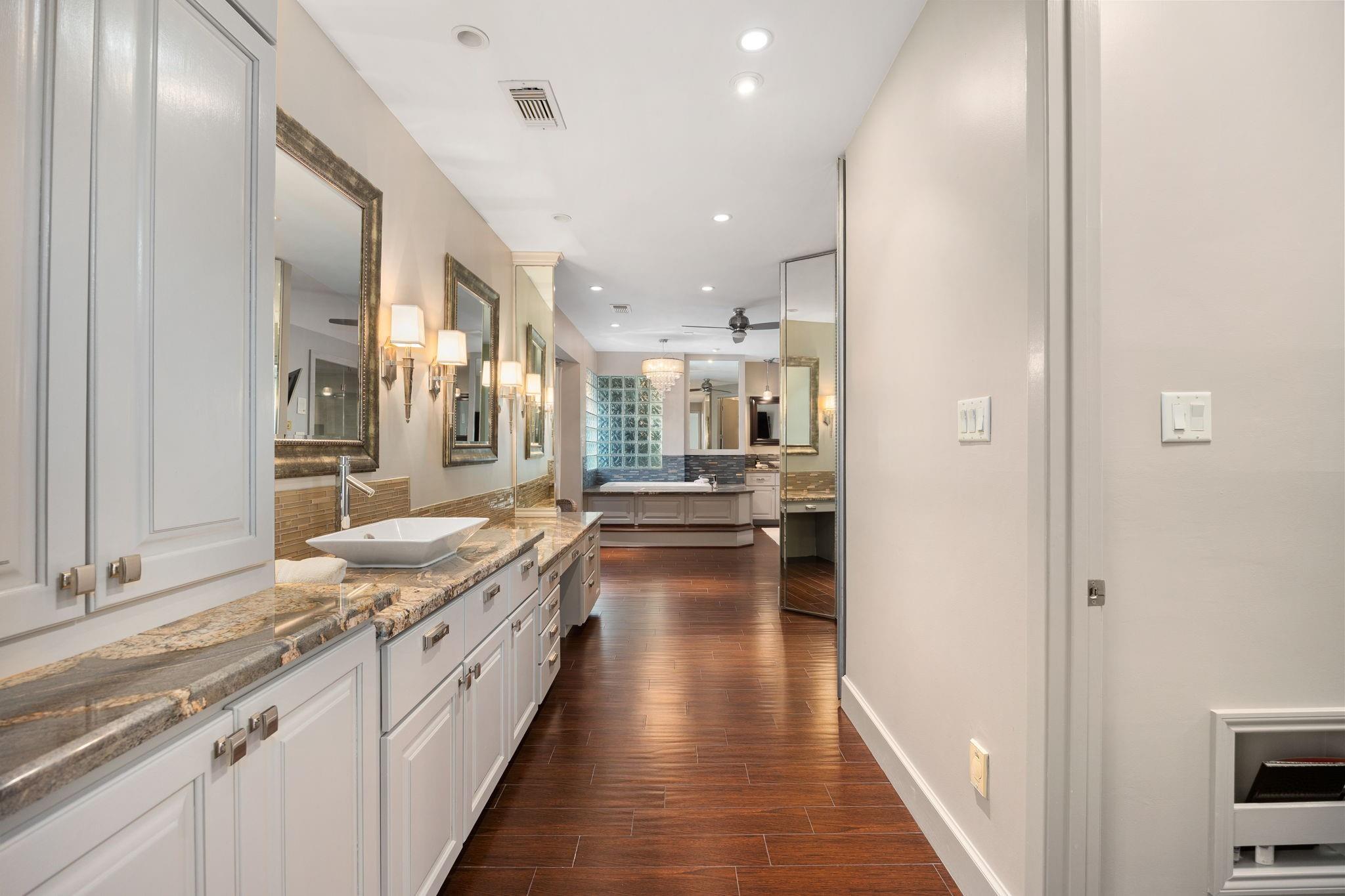 Houston, Texas, 77094, United States, 4 Bedrooms Bedrooms, ,6 BathroomsBathrooms,Residential,Active,2034278