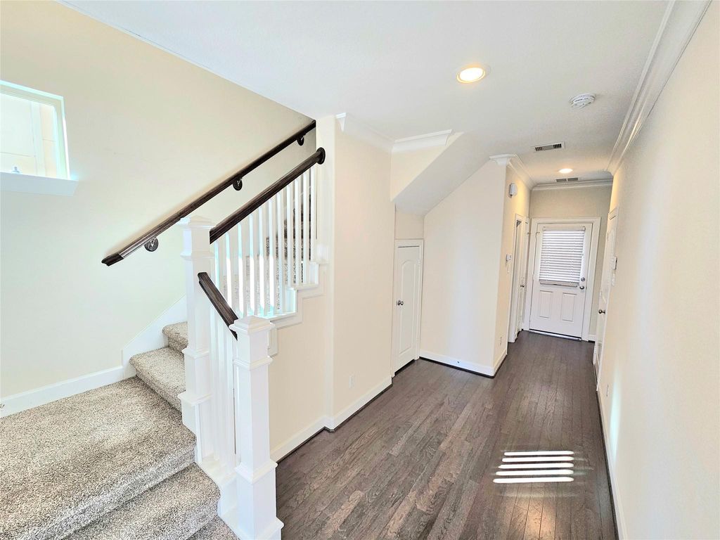 Photo of 9610 Knights Station Drive, Houston, TX 77045 (MLS # 97225083)