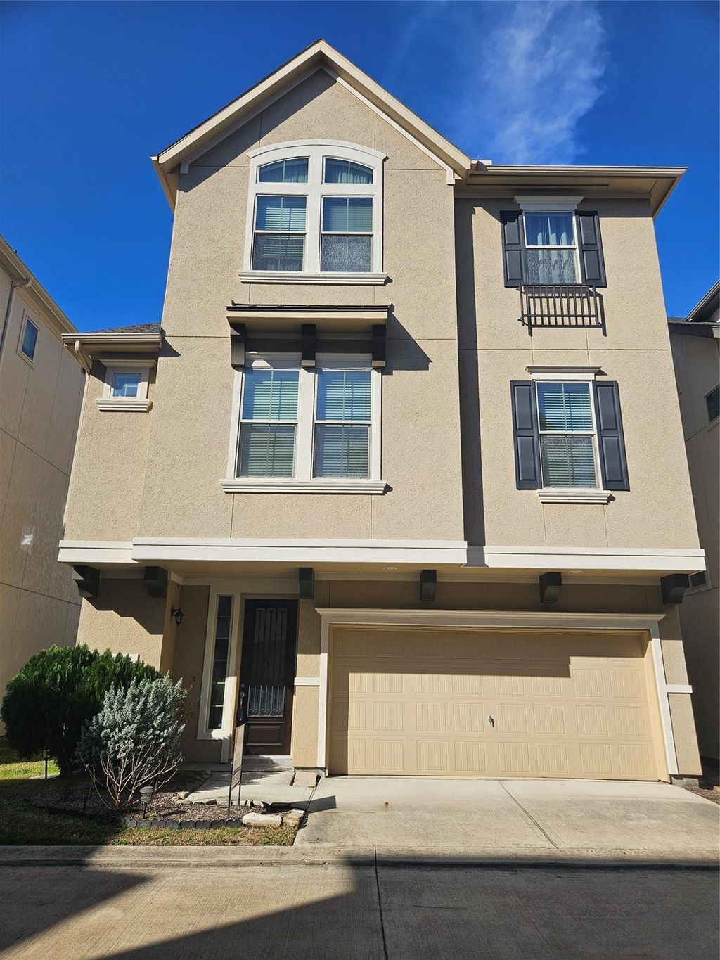 Photo of 9610 Knights Station Drive, Houston, TX 77045 (MLS # 97225083)