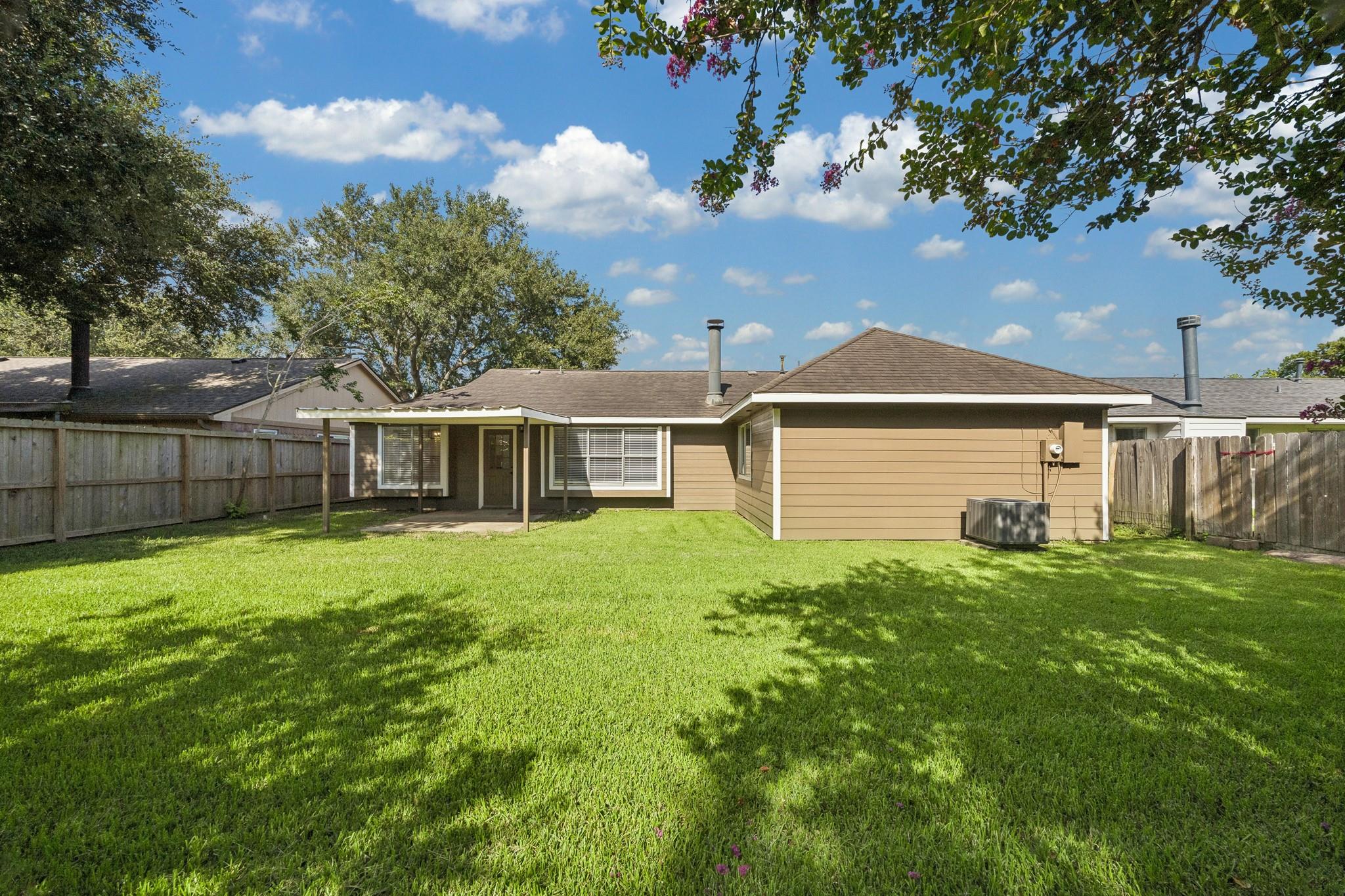 1904 Floyd Road