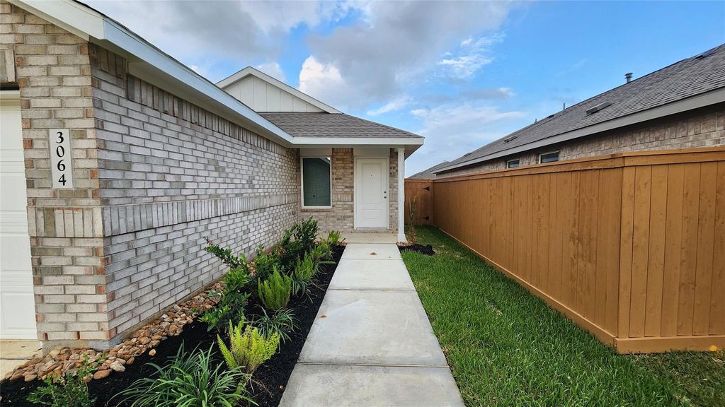 Photo of 3064 Dawn Sound Drive, Katy, TX 77493 (MLS # 44423548)
