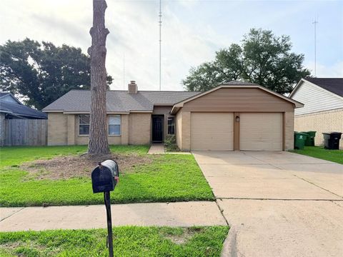 Photo of 17219 Foxfield Drive, Houston, TX 77489 (MLS # 76091531)