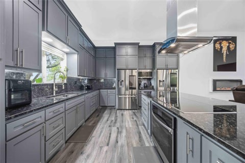Photo of 9318 E Creek Bend Drive, Needville, TX 77461 (MLS # 10423886)