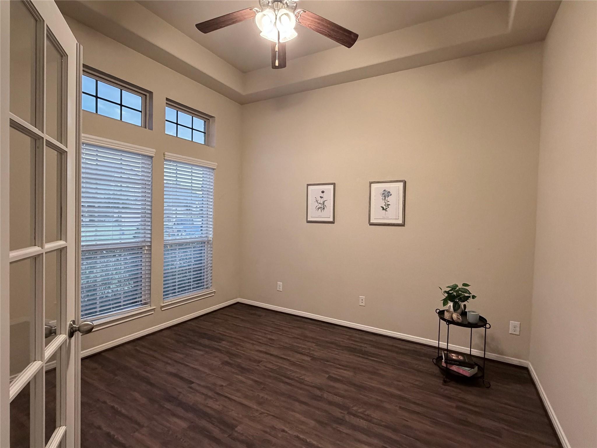 5502 Claymore Meadow Lane