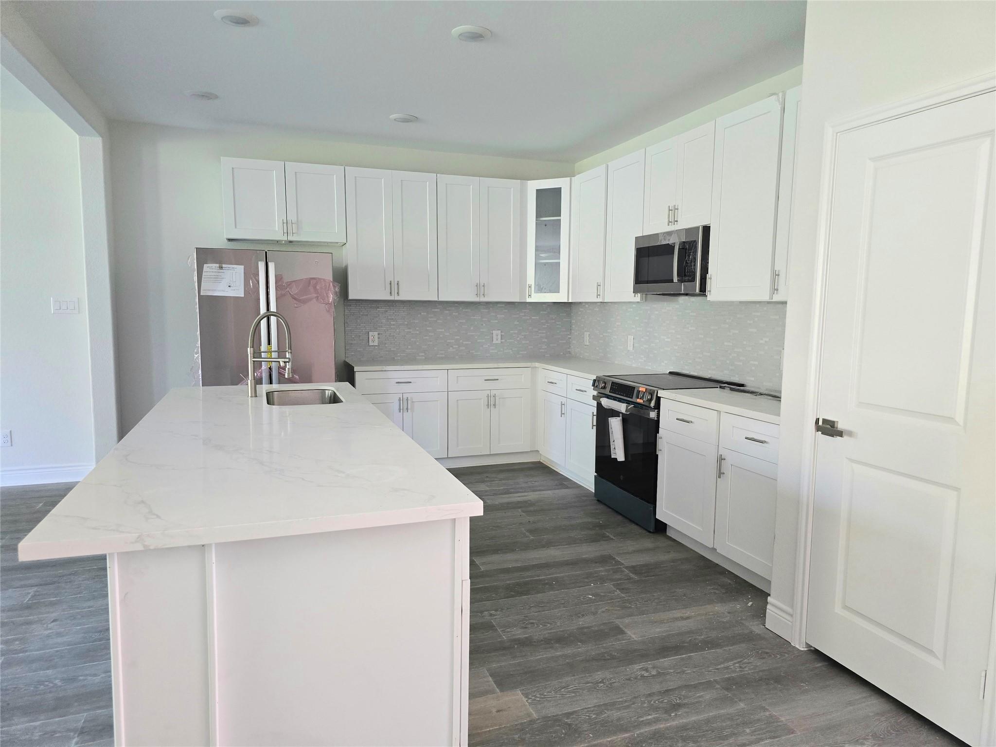 12809 Andromeda Ct