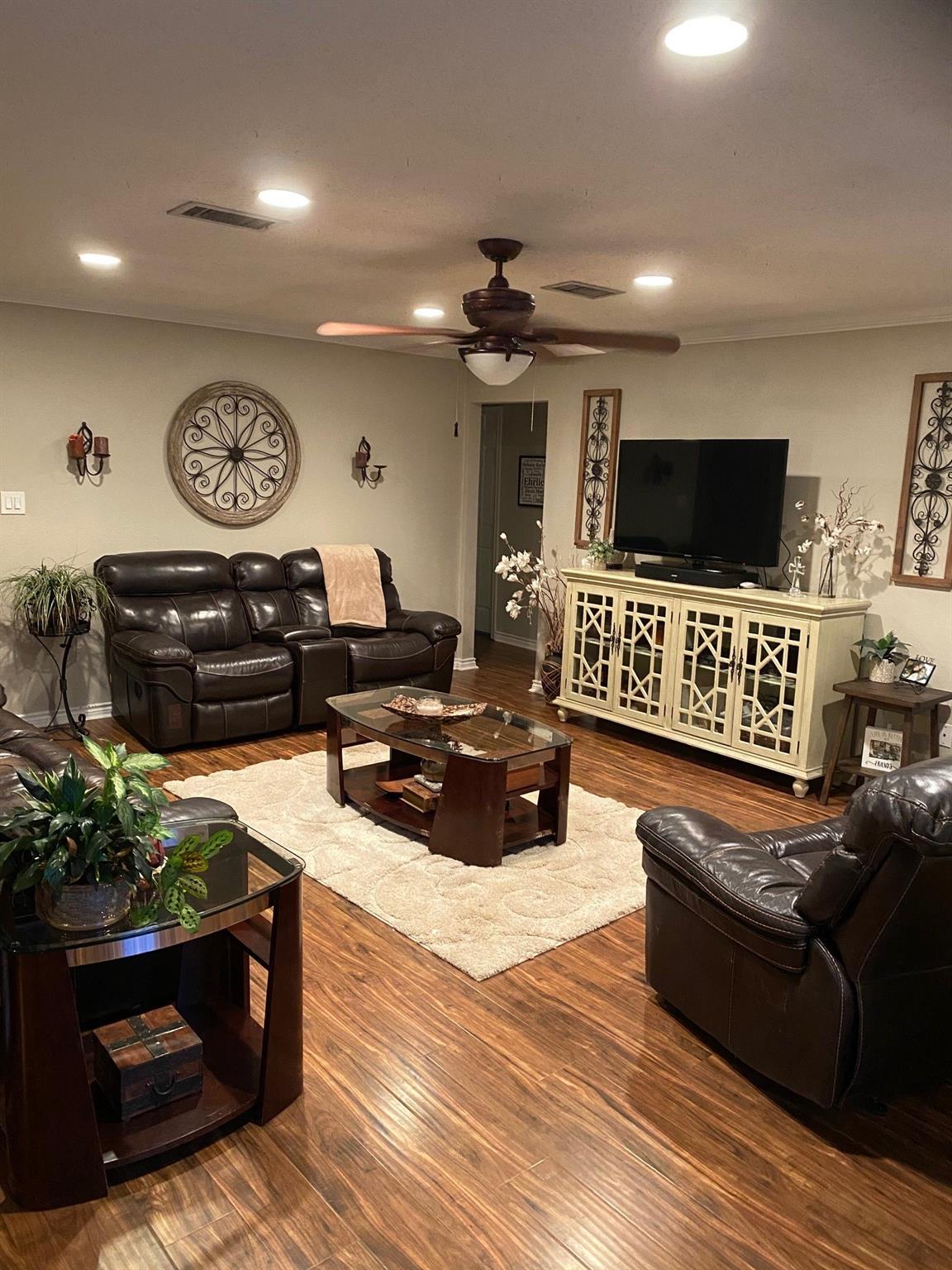 16107 Tibet Road
