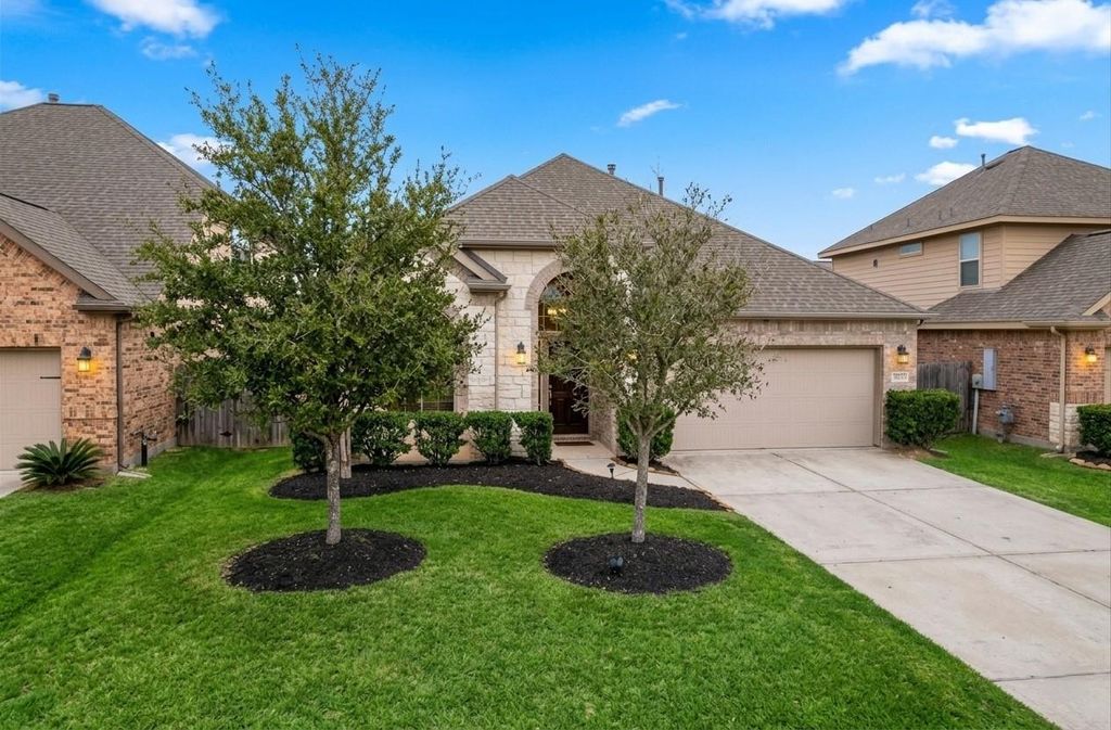 Photo of 21335 Shadbush Avenue, Porter, TX 77365 (MLS # 83609883)