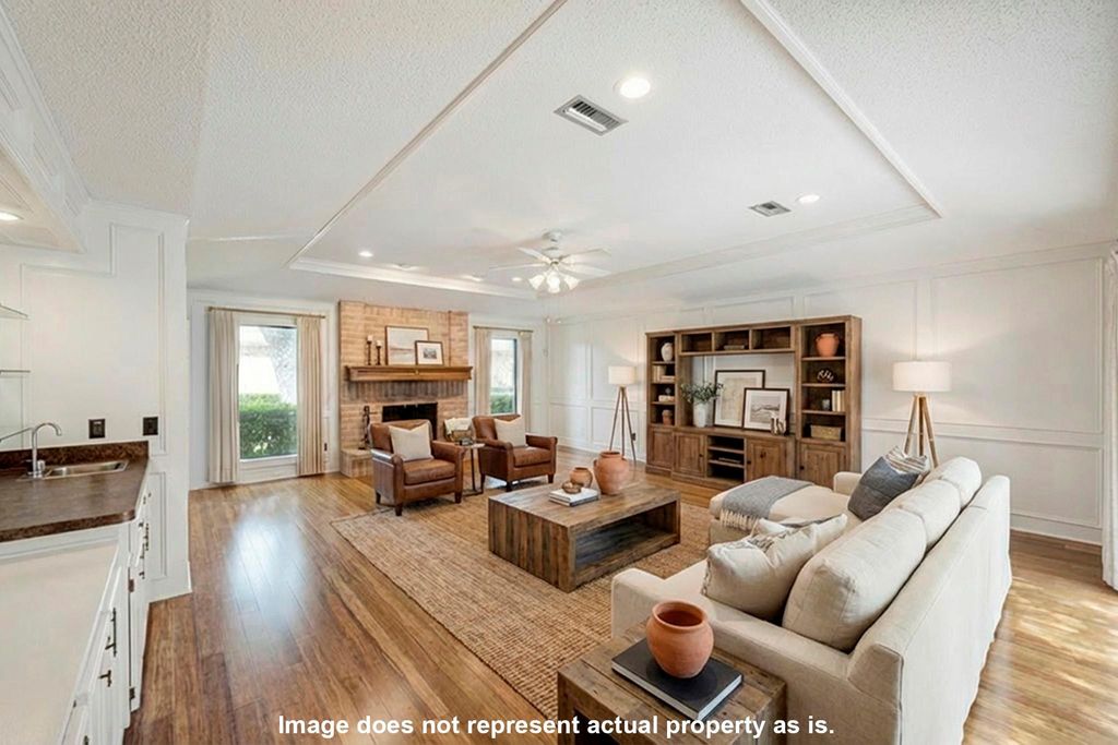 Photo of 9943 Kemp Forest Drive, Houston, TX 77080 (MLS # 80908566)