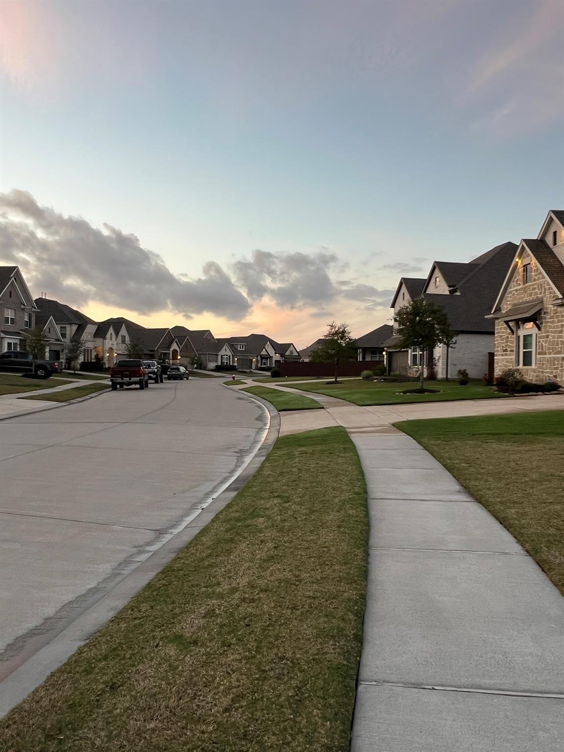 9827 Starry Night Lane