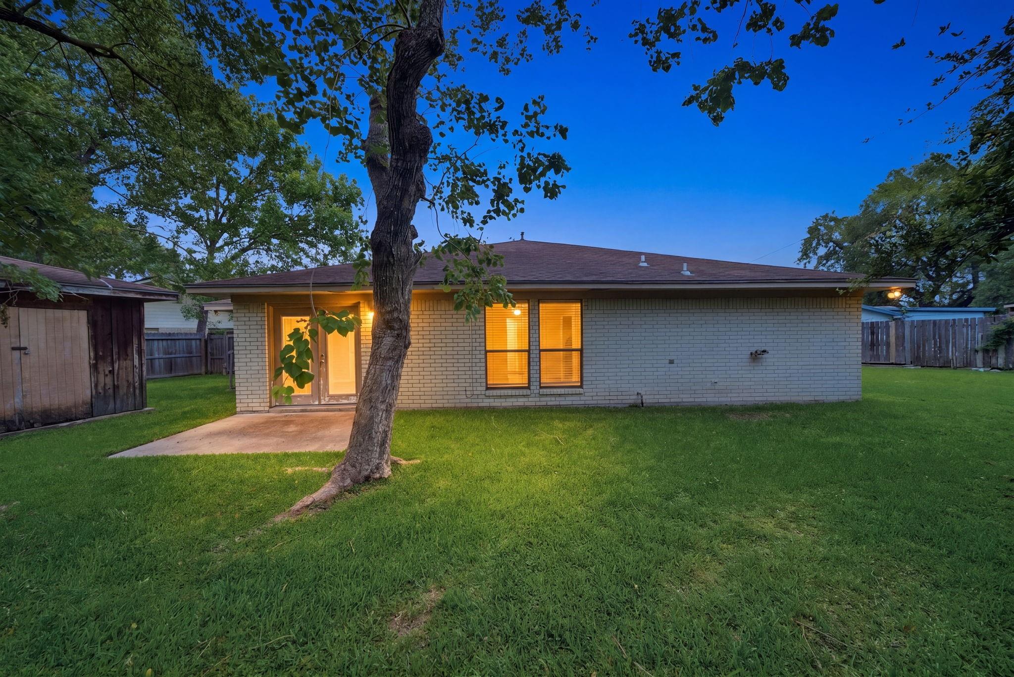 4929 Monarch Oak Lane