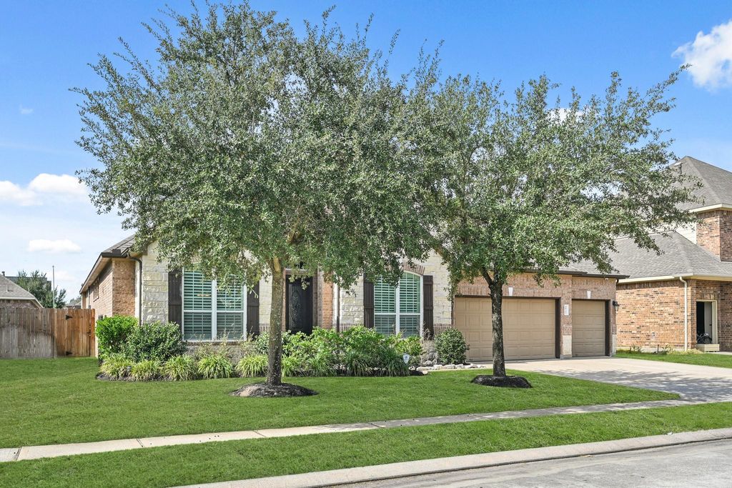 Photo of 30723 Academy Trace Drive, Spring, TX 77386 (MLS # 94280393)