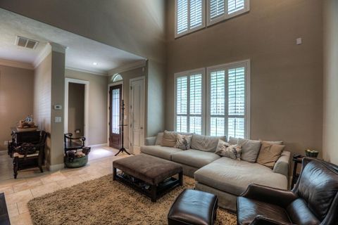 Photo of 1043 Memorial Village Drive, Houston, TX 77024 (MLS # 60485467)