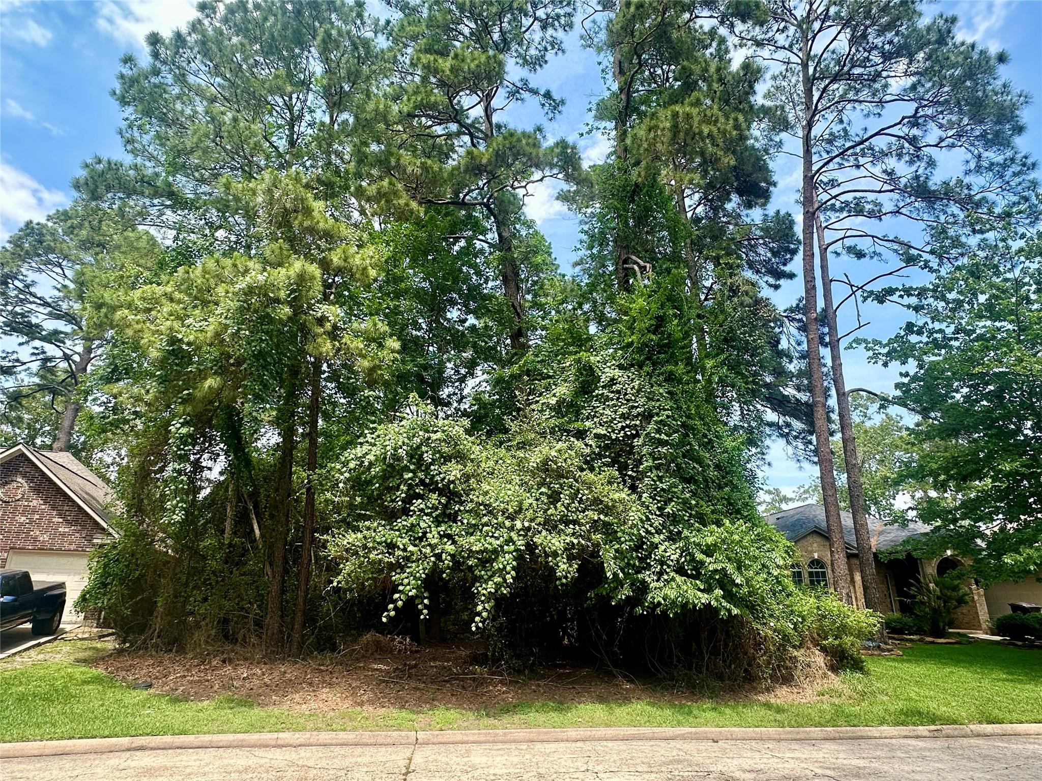 3322 Longfellow Circle