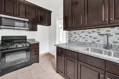 Photo of 2506 Keene Street #2/4, Houston, TX 77009 (MLS # 77989973) Photo of 2506 Keene Street #2/4, Houston, TX 77009 (MLS # 77989973)