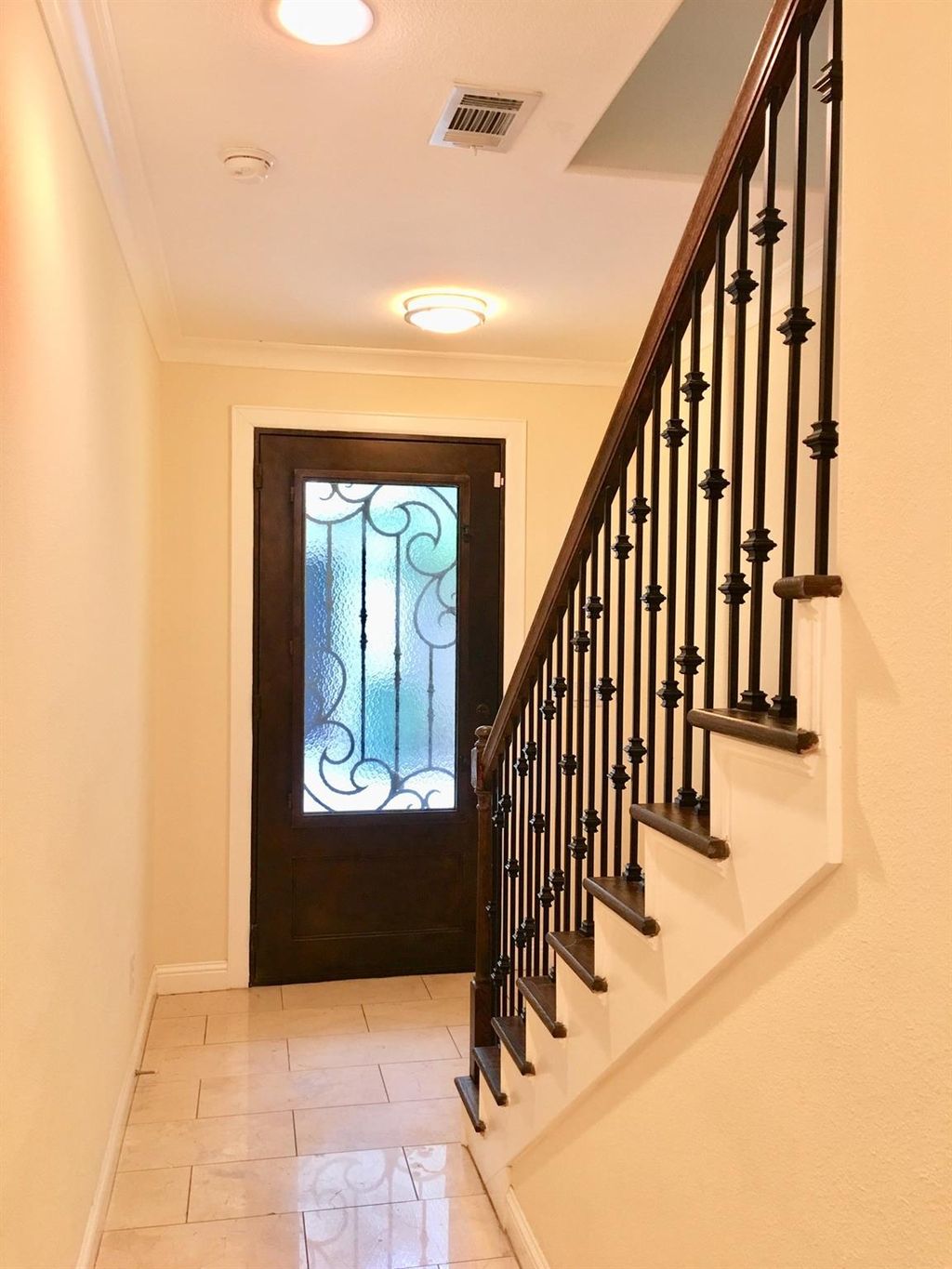 Photo of 5433 Kiam Street #B, Houston, TX 77007 (MLS # 26017143)