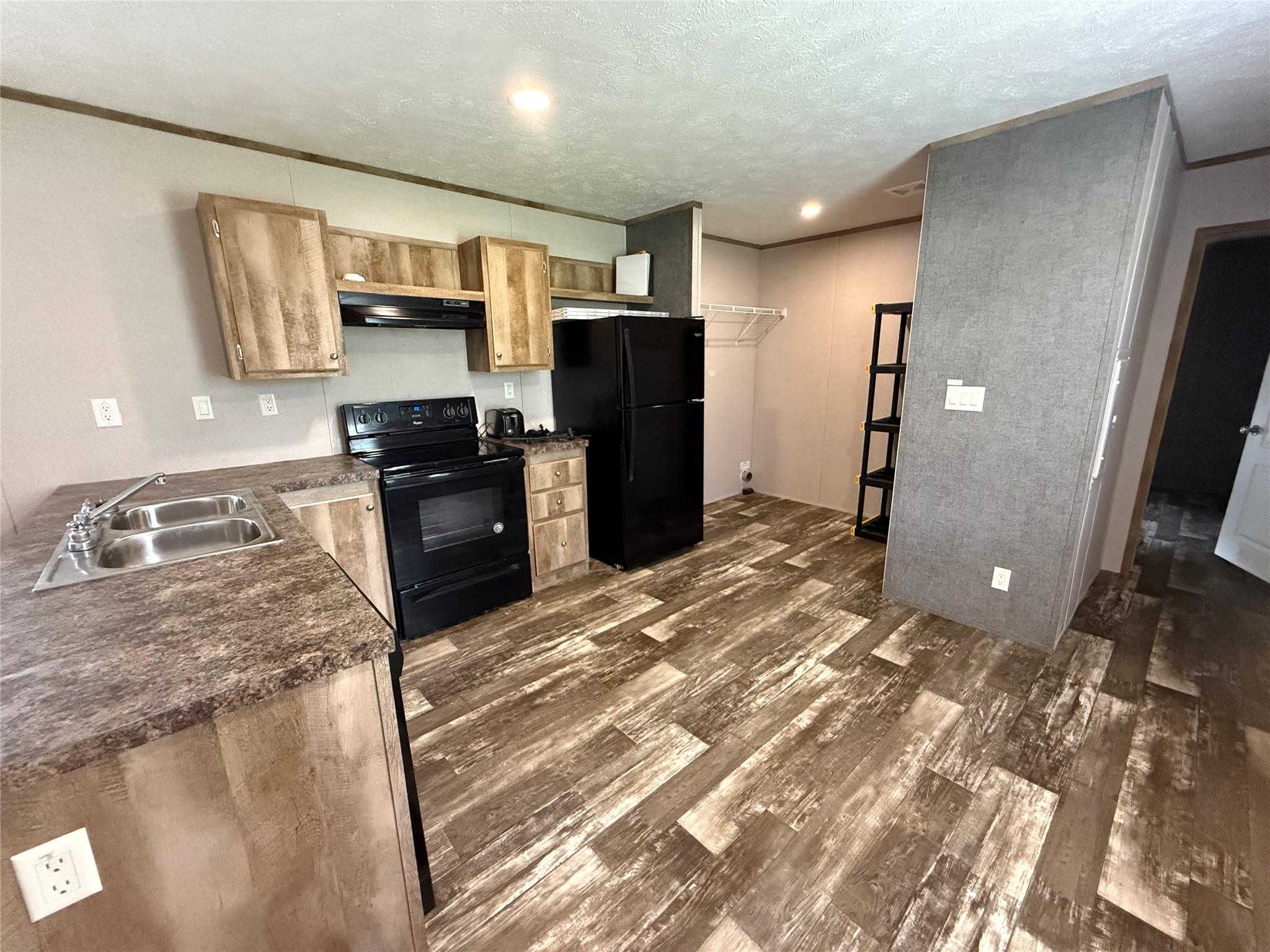 2243 County Road 130 3