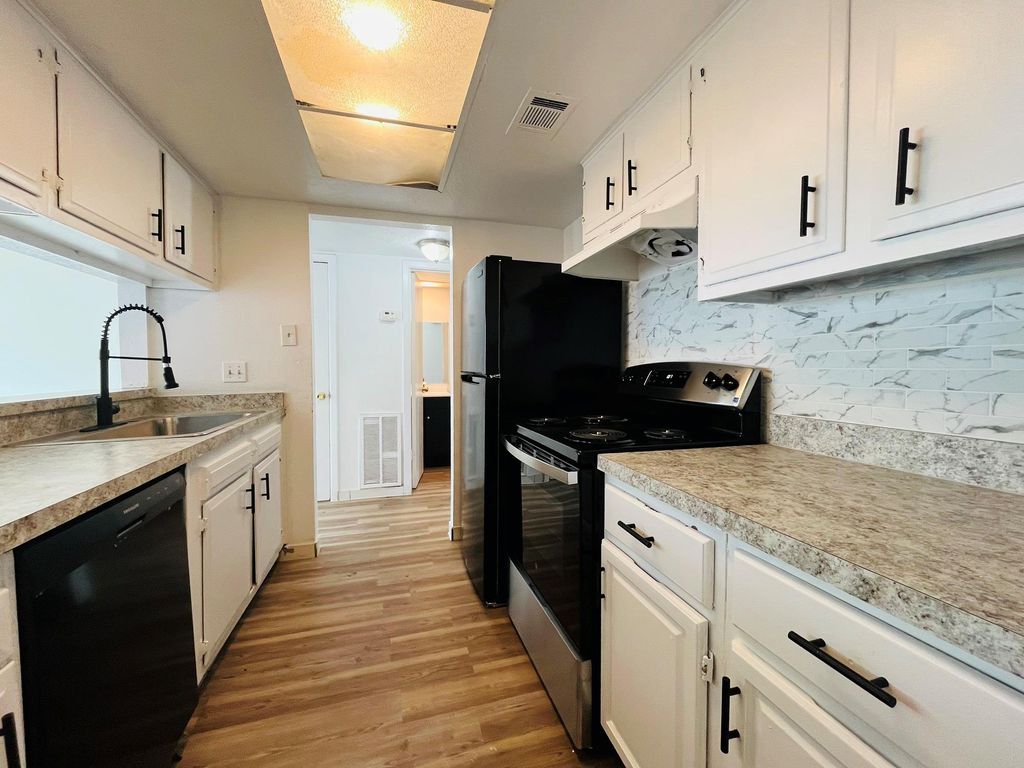 Photo of 6981 Chasewood Drive, Houston, TX 77489 (MLS # 64849844)