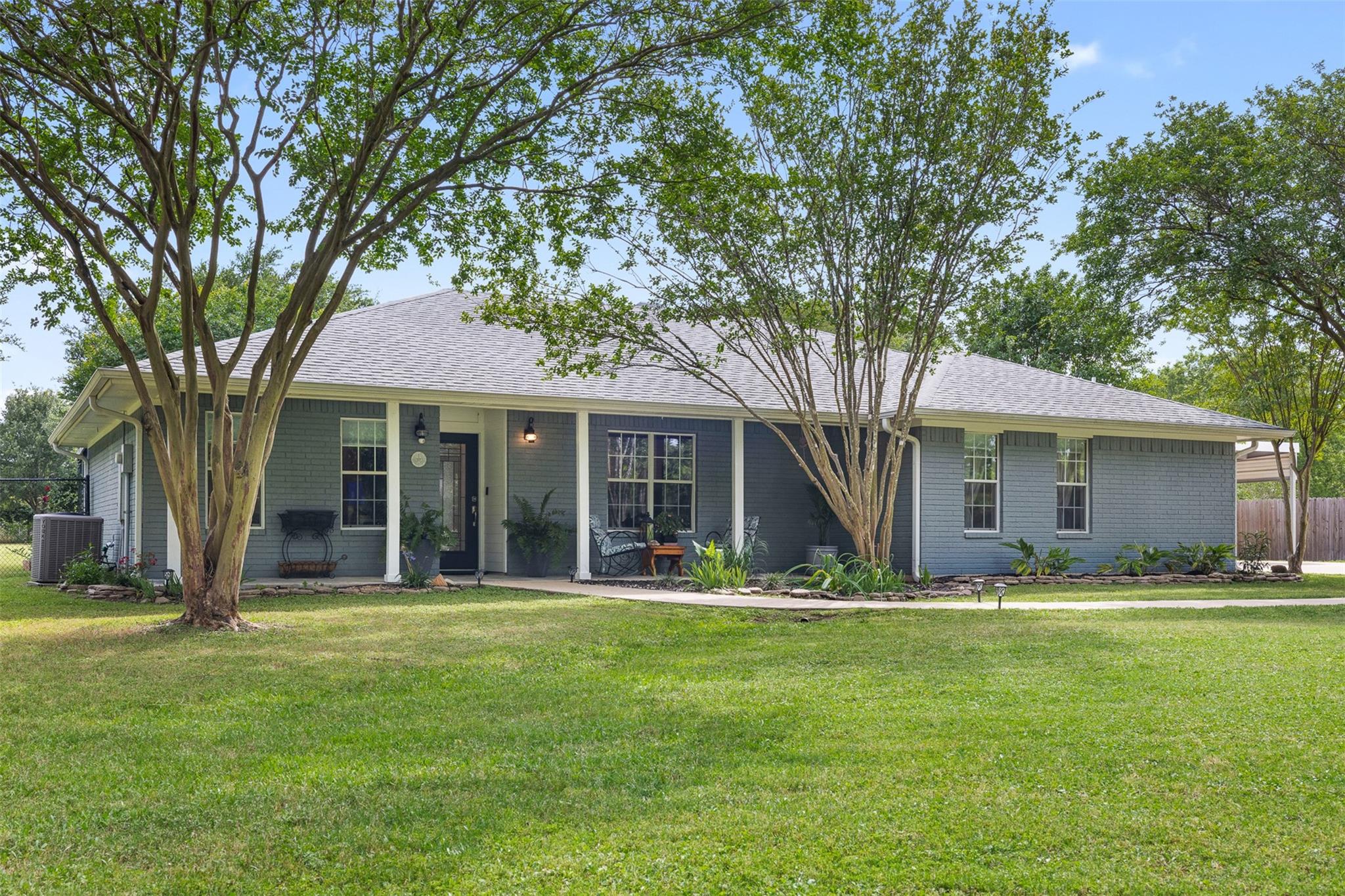 10462 Woodview Drive