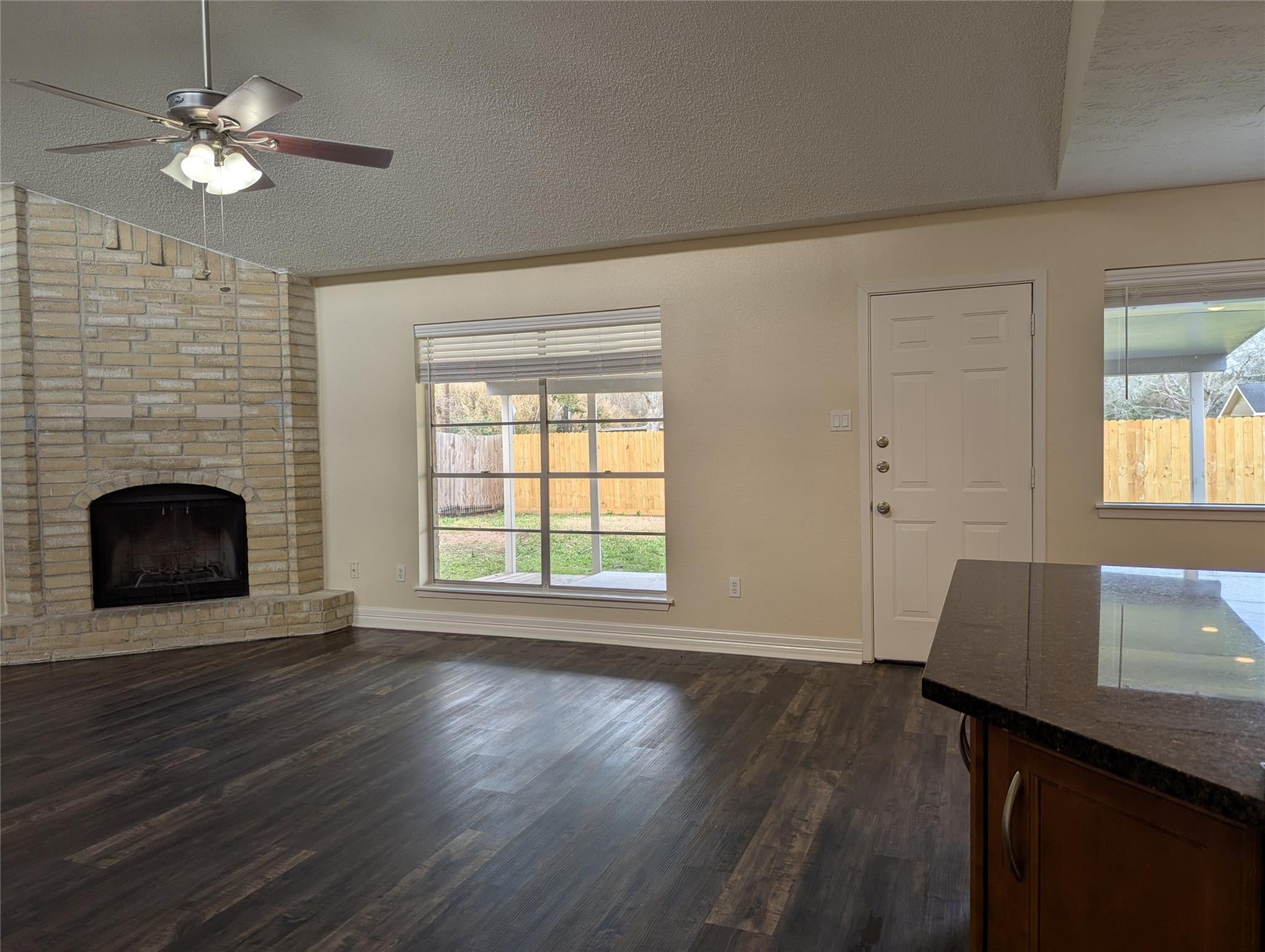 1601 Live Oak Hollow Street